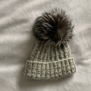 FUR POM POM HAT